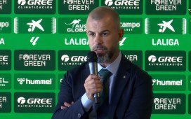 Fajardo calma la inquietud en torno a estado físico de Isco: «Va cumpliendo los plazos perfectamente» Fajardo calma la inquietud en torno a estado físico de Isco: «Va cumpliendo los plazos perfectamente»
