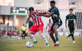 Corralejo da la victoria al Betis castiga el único error del Almería Corralejo da la victoria al Betis castiga el único error del Almería