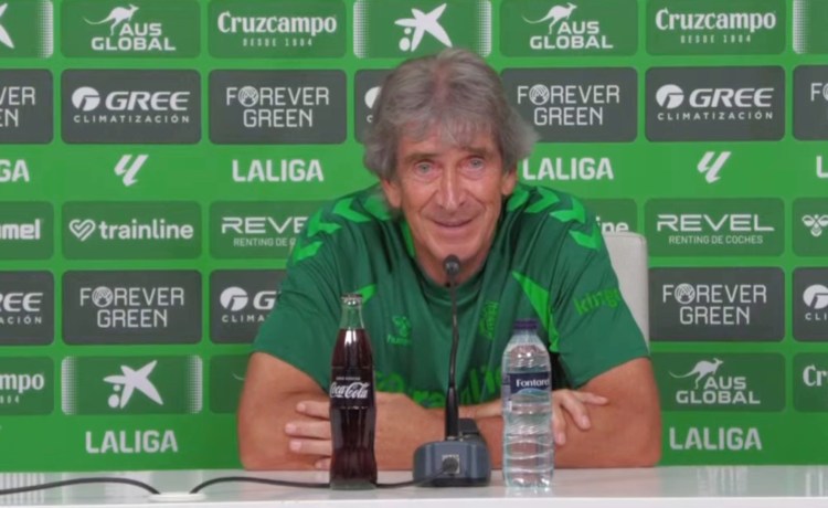 Pellegrini: «La plantilla es bastante parecida a la del año pasado» Pellegrini: «La plantilla es bastante parecida a la del año pasado»