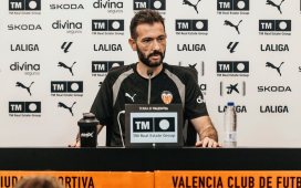 Corberán estalla por el calendario: “El Valencia es el único equipo que juega dos partidos con dos días de descanso” Corberán estalla por el calendario: “El Valencia es el único equipo que juega dos partidos con dos días de descanso”