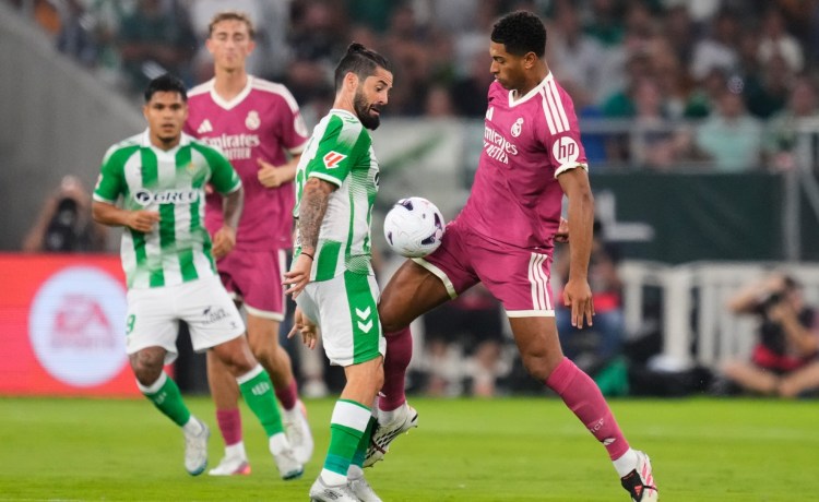 La ‘guerra de los balones’ en La Cartuja que provocó las quejas por parte del Madrid La ‘guerra de los balones’ en La Cartuja que provocó las quejas por parte del Madrid