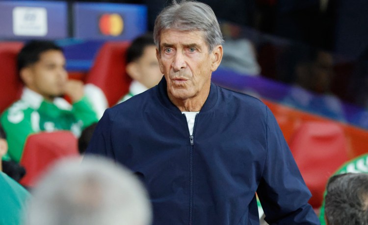 Pellegrini: «Llegar a la Champions no es el fin, podemos demostrar que somos capaces de pasar de ronda» Pellegrini: «Llegar a la Champions no es el fin, podemos demostrar que somos capaces de pasar de ronda»