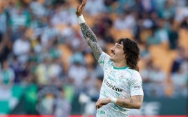 Héctor Bellerín confirma la historia de ‘Los Javis’ y cuenta por qué rechazó ‘La bola negra’: «Me parecía un poco intrusismo laboral» Héctor Bellerín confirma la historia de ‘Los Javis’ y cuenta por qué rechazó ‘La bola negra’: «Me parecía un poco intrusismo laboral»