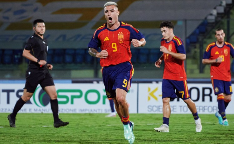 Pablo García: «Debutar con la absoluta es el sueño de cualquier jugador español» Pablo García: «Debutar con la absoluta es el sueño de cualquier jugador español»