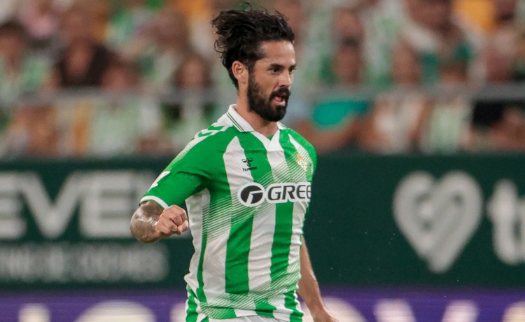 Isco abre las puertas a Ceballos y reivindica al Ingeniero: «No se entiende un Betis sin Pellegrini» Isco abre las puertas a Ceballos y reivindica al Ingeniero: «No se entiende un Betis sin Pellegrini»