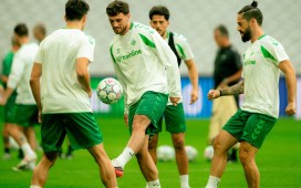 Pellegrini cita frente al Barcelona a los mismos 24 que ante el Oporto Pellegrini cita frente al Barcelona a los mismos 24 que ante el Oporto
