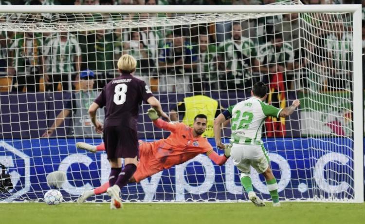 Isco: «Me han dado muchas veces por muerto, pero soy cabezón» Isco: «Me han dado muchas veces por muerto, pero soy cabezón»