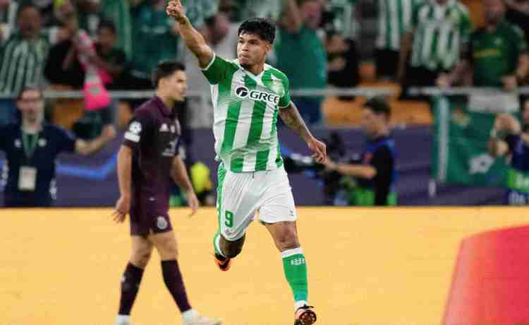 Cucho Hernández, principal ausencia a dos días de recibir al Feyenoord Cucho Hernández, principal ausencia a dos días de recibir al Feyenoord