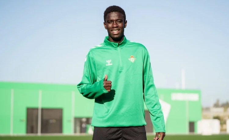 El Betis hace oficial el fichaje de Usse, el hermano de Assane, para el juvenil El Betis hace oficial el fichaje de Usse, el hermano de Assane, para el juvenil