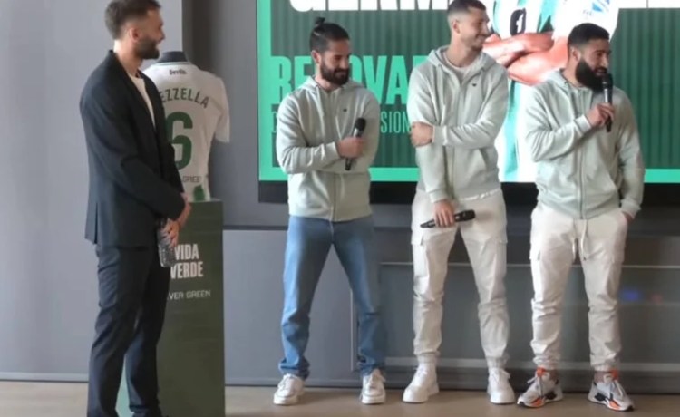 La puesta de largo de Isco como capitán del Betis en el acto de renovación de Pezzella La puesta de largo de Isco como capitán del Betis en el acto de renovación de Pezzella