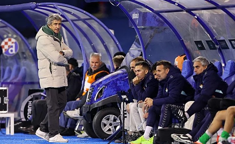 Se agranda la brecha entre Pellegrini y el Betis Se agranda la brecha entre Pellegrini y el Betis