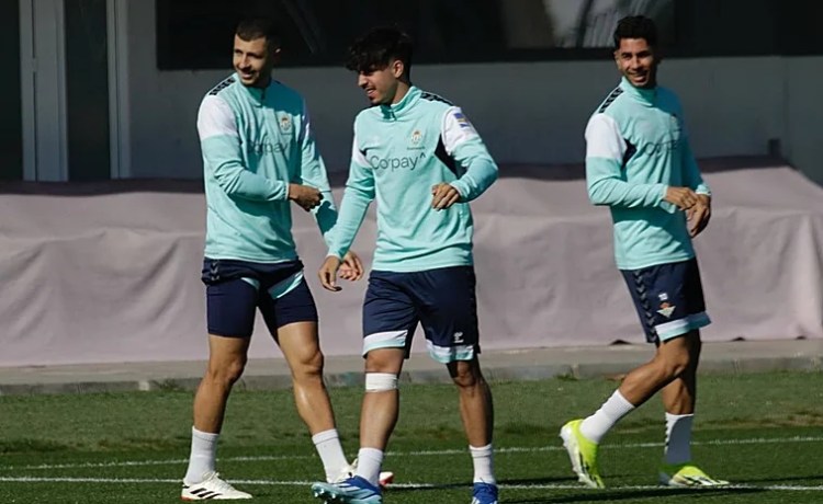 Guido y Ayoze vuelven a entrenarse con el grupo Guido y Ayoze vuelven a entrenarse con el grupo