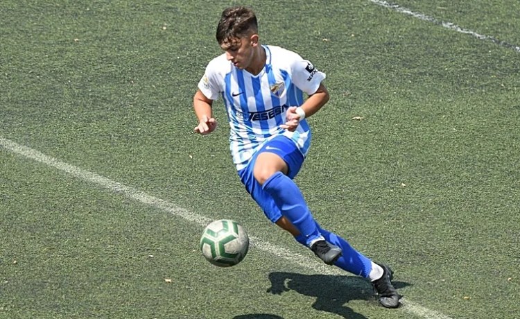 El Betis se hace con una joven perla pretendida por Sevilla, Barcelona y Atlético El Betis se hace con una joven perla pretendida por Sevilla, Barcelona y Atlético