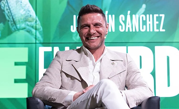 Joaquín: «He estado con ellos y veo al equipo motivado para el derbi» Joaquín: «He estado con ellos y veo al equipo motivado para el derbi»