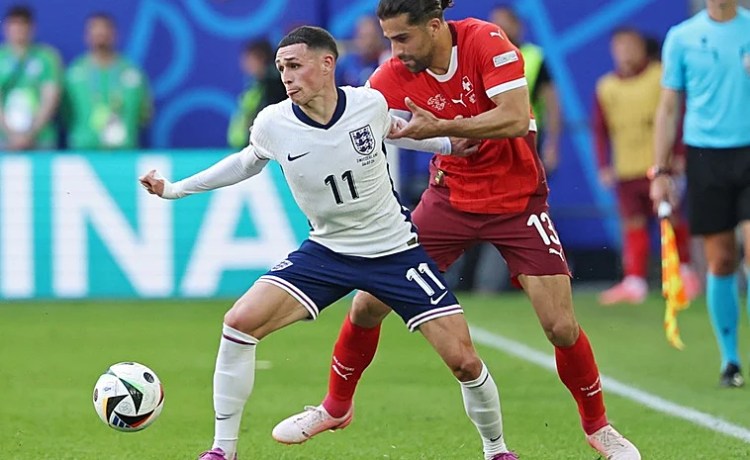 Pellegrini convenció desde Estados Unidos a Ricardo Rodríguez para que fiche por el Betis Pellegrini convenció desde Estados Unidos a Ricardo Rodríguez para que fiche por el Betis