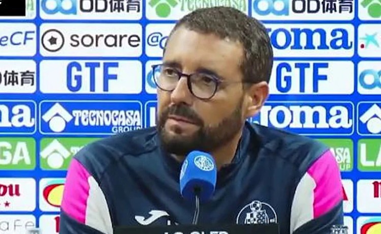 Bordalás: «Pellegrini, si es tan amante del fútbol como dice, tenía que haberle llamado la atención a sus jugadores» Bordalás: «Pellegrini, si es tan amante del fútbol como dice, tenía que haberle llamado la atención a sus jugadores»