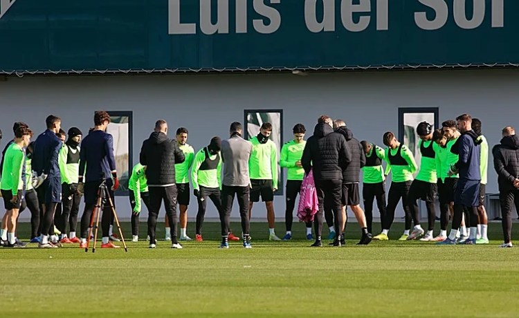 Alineaciones probables del Petrocub – Betis de la Conference League 2024-2025: onces y banquillo de suplentes Alineaciones probables del Petrocub – Betis de la Conference League 2024-2025: onces y banquillo de suplentes