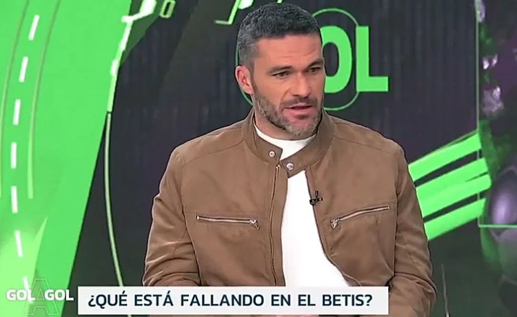 Jorge Molina: «La efectividad está lastrando al Betis» Jorge Molina: «La efectividad está lastrando al Betis»
