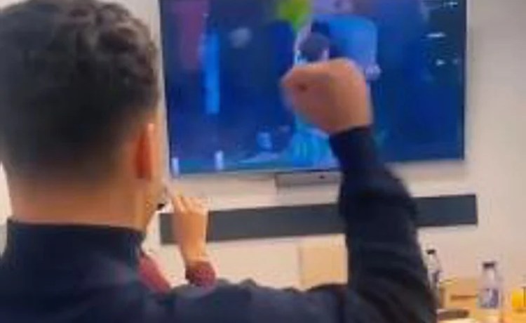 Antony ya celebra los goles y triunfos del Betis: «Una nueva historia» Antony ya celebra los goles y triunfos del Betis: «Una nueva historia»