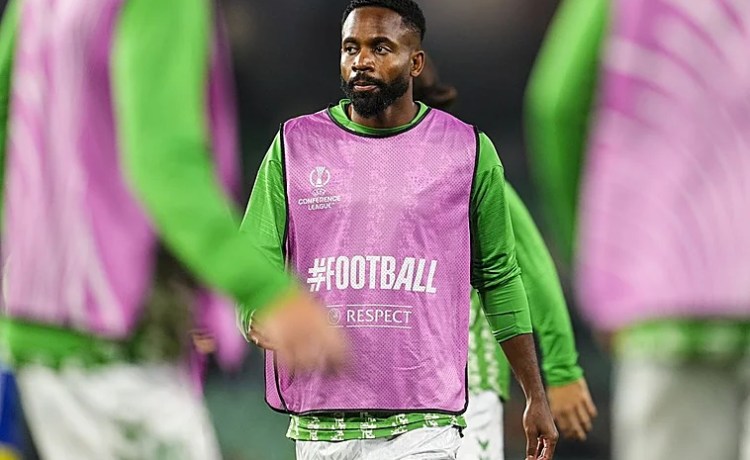 El Paok se interesa por Bakambu pero la oferta no convence El Paok se interesa por Bakambu pero la oferta no convence