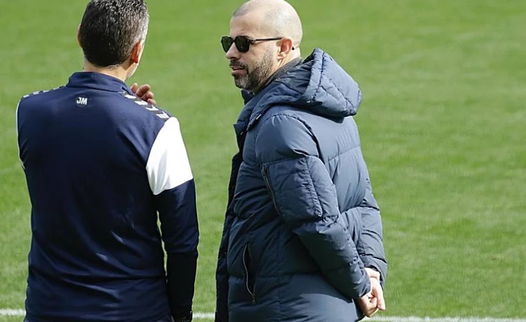El triunfo en Mallorca le permite al Betis insistir en su estrategia: apurar el mercado hasta el final El triunfo en Mallorca le permite al Betis insistir en su estrategia: apurar el mercado hasta el final