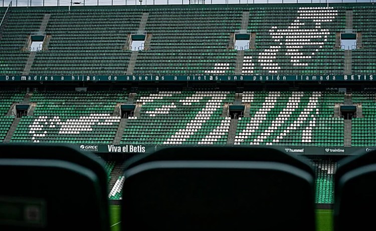 El Betis cambia el lema del Villamarín con motivo de la Semana de la Mujer Bética El Betis cambia el lema del Villamarín con motivo de la Semana de la Mujer Bética