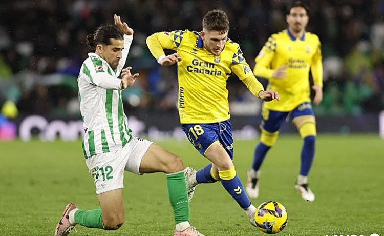 Ricardo Rodríguez se asienta Ricardo Rodríguez se asienta