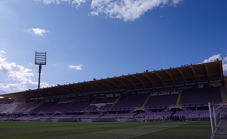 La obra del Artemio Franchi reduce el número de entradas para béticos en el Fiorentina – Betis La obra del Artemio Franchi reduce el número de entradas para béticos en el Fiorentina – Betis
