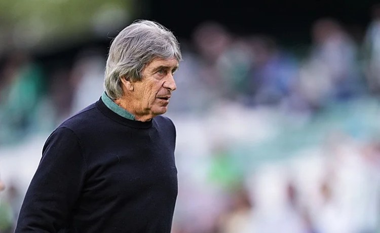 Pellegrini explica la suplencia de Isco en el Jagiellonia – Betis: «Es una decisión técnica» Pellegrini explica la suplencia de Isco en el Jagiellonia – Betis: «Es una decisión técnica»