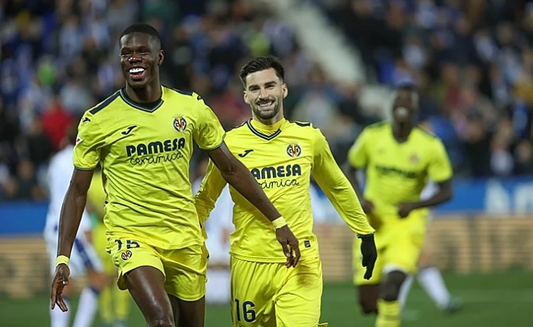 El jugador del Villareal Thierno Barry y su desafortunado comentario hacia el Betis El jugador del Villareal Thierno Barry y su desafortunado comentario hacia el Betis