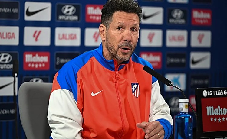 Simeone: «El Betis es un rival duro, muy difícil de controlar» Simeone: «El Betis es un rival duro, muy difícil de controlar»