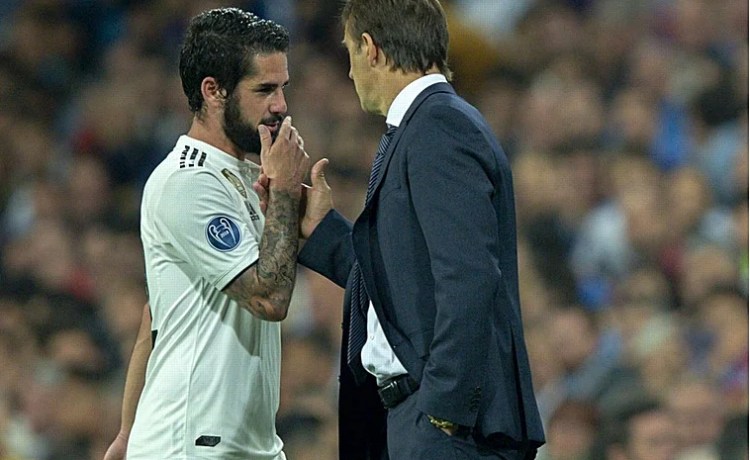 Lopetegui y el fútbol de Isco: «Puso de su parte para volver a la élite y me alegro mucho por él» Lopetegui y el fútbol de Isco: «Puso de su parte para volver a la élite y me alegro mucho por él»