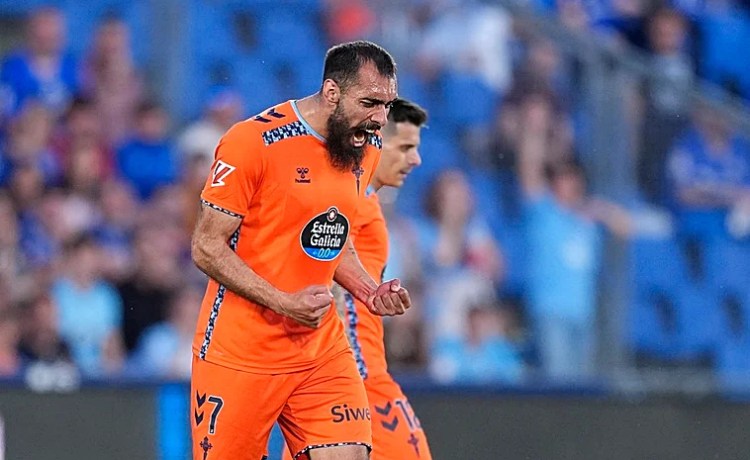 Claudio Giráldez quiere a Borja Iglesias trabajando con el Celta desde el 1 de julio Claudio Giráldez quiere a Borja Iglesias trabajando con el Celta desde el 1 de julio