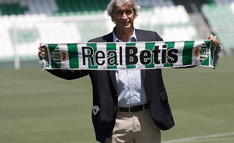 Se cumplen cinco años de la llegada de Manuel Pellegrini al Betis Se cumplen cinco años de la llegada de Manuel Pellegrini al Betis