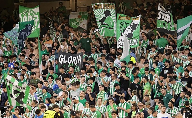 El Betis cierra el periodo de renovaciones con 49.737 abonados para la Cartuja El Betis cierra el periodo de renovaciones con 49.737 abonados para la Cartuja