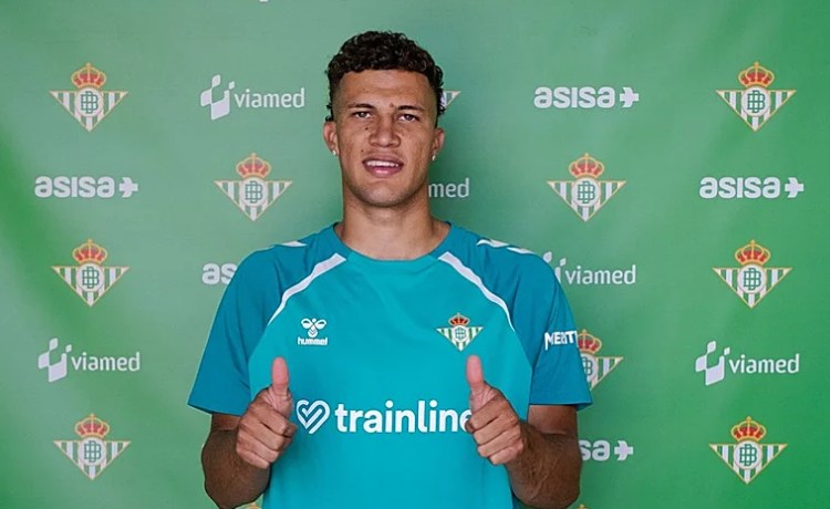 Deossa: «Canales me dijo que venir al Betis era muy buena elección para mí y para mi carrera» Deossa: «Canales me dijo que venir al Betis era muy buena elección para mí y para mi carrera»