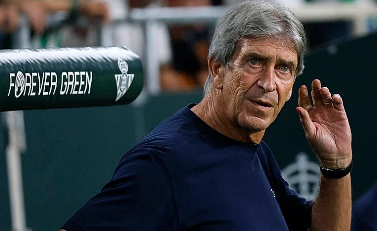 Pellegrini valora la victoria con portería a cero: «No tuvimos desconcentraciones defensivas» Pellegrini valora la victoria con portería a cero: «No tuvimos desconcentraciones defensivas»