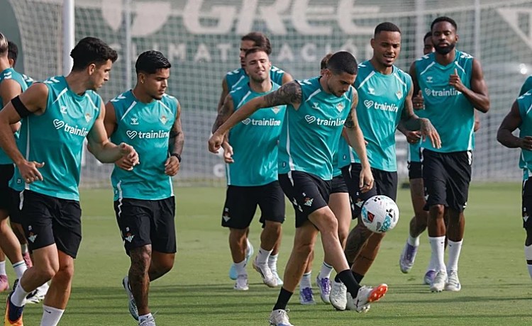 Convocatoria del Betis sin la presencia de Pau López Convocatoria del Betis sin la presencia de Pau López