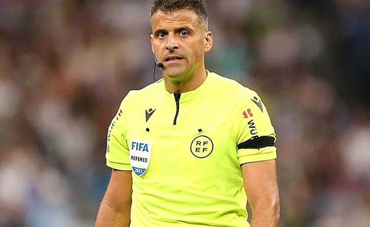 Jesús Gil dirigirá el Celta – Betis de la sexta jornada adelantado a mañana Jesús Gil dirigirá el Celta – Betis de la sexta jornada adelantado a mañana