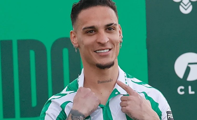 Betis, United y Antony negocian la fórmula para una propiedad compartida Betis, United y Antony negocian la fórmula para una propiedad compartida