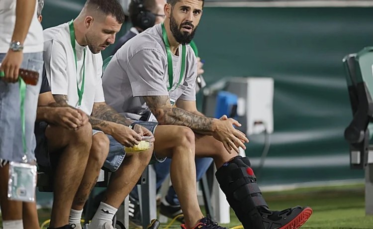 Quique Flores y su debilidad por Isco Alarcón Quique Flores y su debilidad por Isco Alarcón