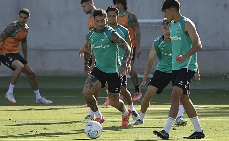 Jagoba Arrasate defiende al Chimy Ávila: «Tiene un corazón grande» Jagoba Arrasate defiende al Chimy Ávila: «Tiene un corazón grande»