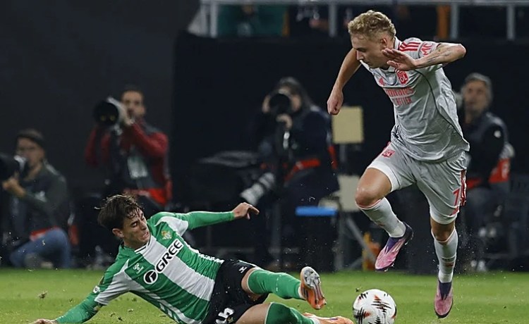 Valentín Gómez y su fichaje por el Betis: «Tenía casi todo avanzado en otro lado, pero me llamaron y no dudé en cambiar de planes» Valentín Gómez y su fichaje por el Betis: «Tenía casi todo avanzado en otro lado, pero me llamaron y no dudé en cambiar de planes»