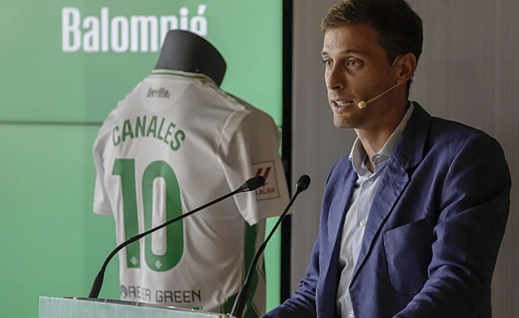 Canales: «Pensaba que me iba a retirar en el Betis y al final acabé saliendo» Canales: «Pensaba que me iba a retirar en el Betis y al final acabé saliendo»