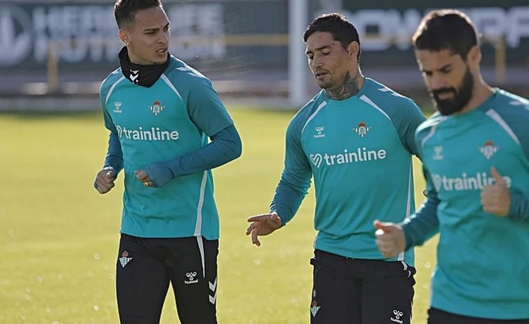 El Comité de Disciplina sanciona a Antony con un partido y el Betis recurrirá a Apelación para que pueda jugar el derbi El Comité de Disciplina sanciona a Antony con un partido y el Betis recurrirá a Apelación para que pueda jugar el derbi