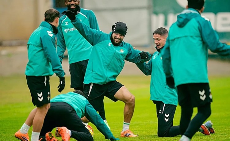 Alineaciones probables del Torrent – Betis de la Copa del Rey 2025-2026: onces y banquillo de suplentes Alineaciones probables del Torrent – Betis de la Copa del Rey 2025-2026: onces y banquillo de suplentes
