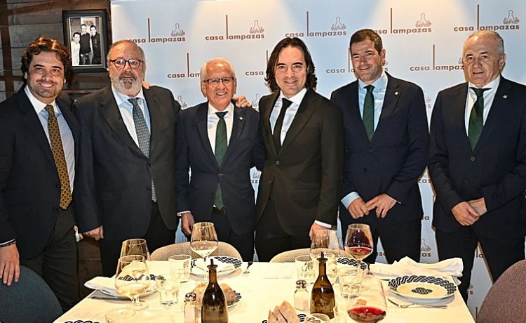 Martín Presa sí ataca a Pellegrini por Vallecas: «No está a la altura de él como entrenador» Martín Presa sí ataca a Pellegrini por Vallecas: «No está a la altura de él como entrenador»