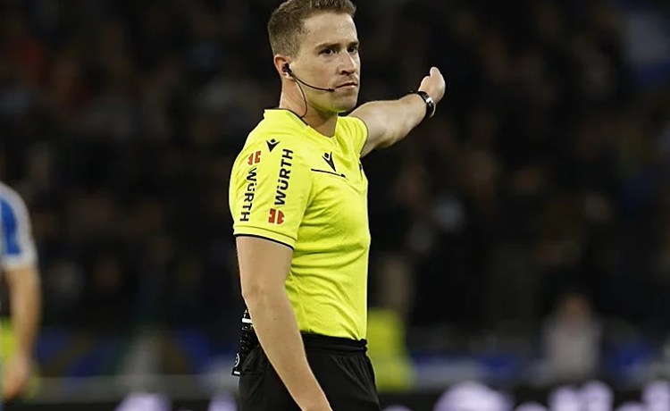 Sesma Espinosa se estrena con el Betis y con el Getafe Sesma Espinosa se estrena con el Betis y con el Getafe