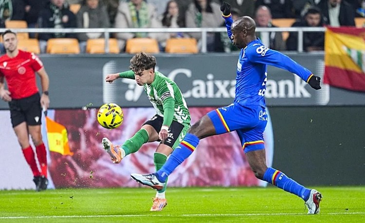 El Getafe no facilitará entradas al Betis por las obras en el Coliseum El Getafe no facilitará entradas al Betis por las obras en el Coliseum