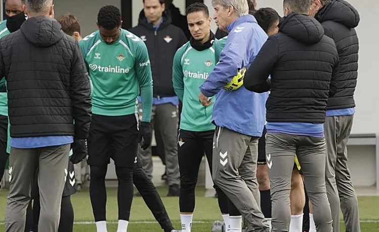 Pellegrini: «Antony tiene una calidad muy importante que todavía debe explotar más» Pellegrini: «Antony tiene una calidad muy importante que todavía debe explotar más»